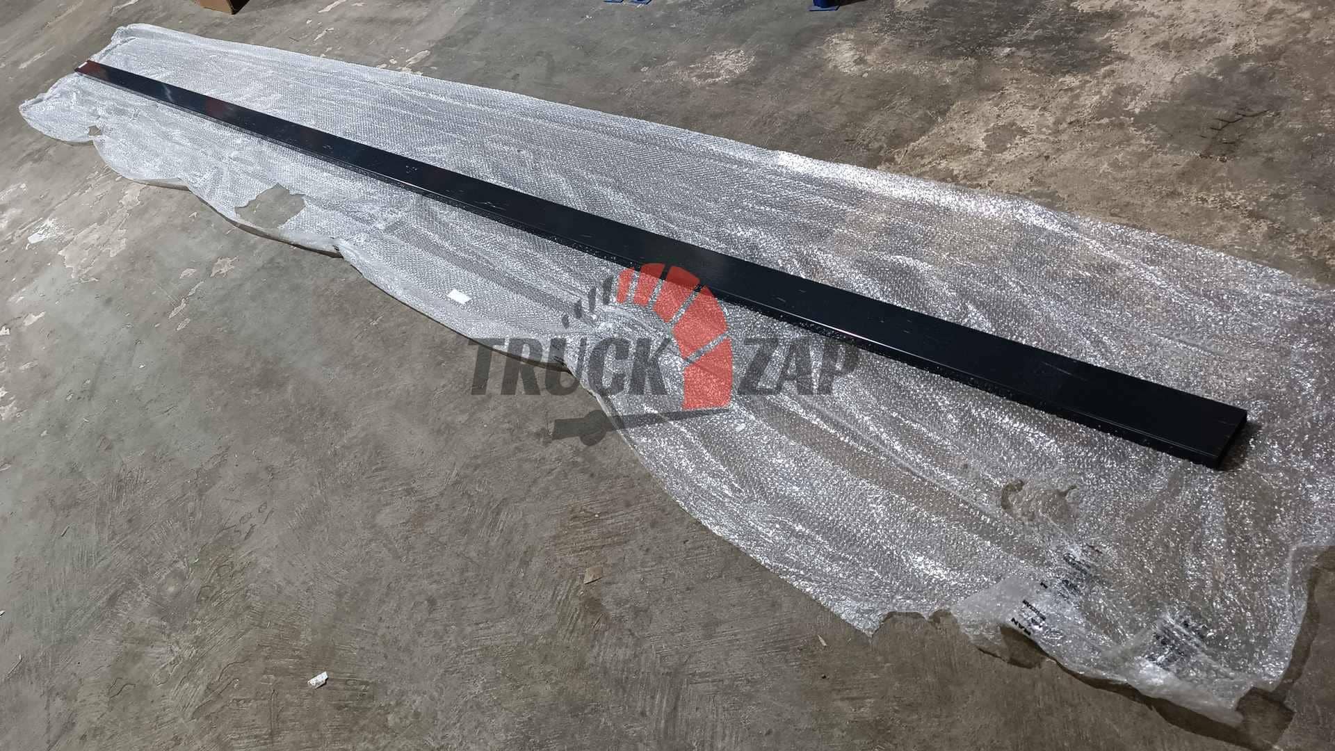 Защитный профиль 30*100*6000  (81.41670-0245), цена за 1 м, отгружается кратно 6