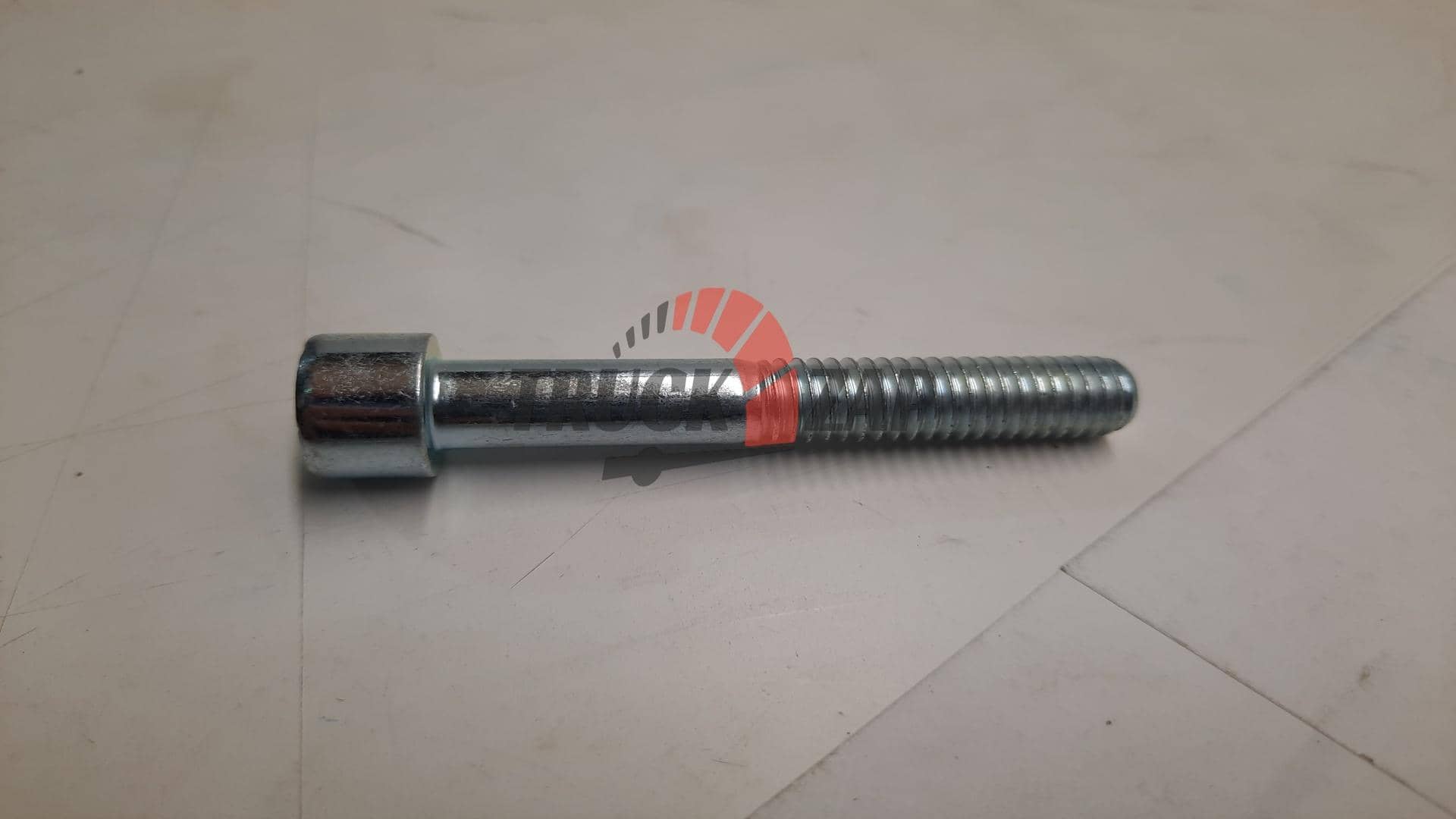 Болт цилиндрический м10*60